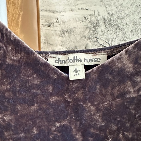 Velvet, midi dress from Charlotte Russe. Size small.Body con with elastic straps - Picture 7 of 11